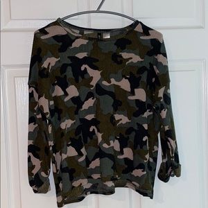 H&M Camo long sleeve